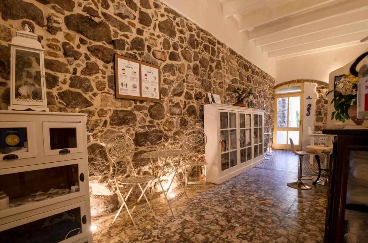 SantʼAntìoco Domo Sa Barra B&B 외부 사진