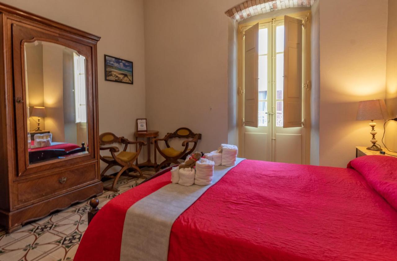 SantʼAntìoco Domo Sa Barra B&B 외부 사진